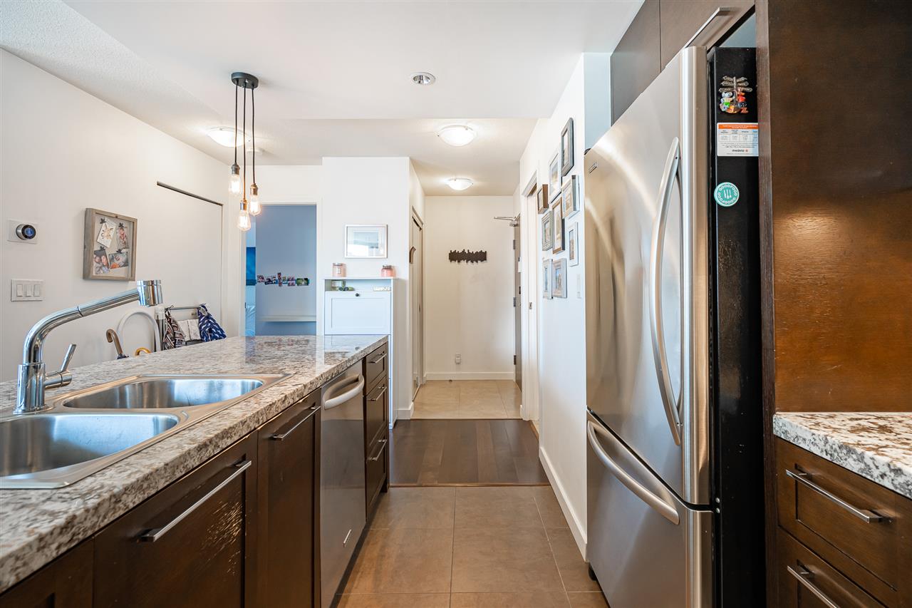 1107 918 Cooperage Way Vancouver Bc R2399934