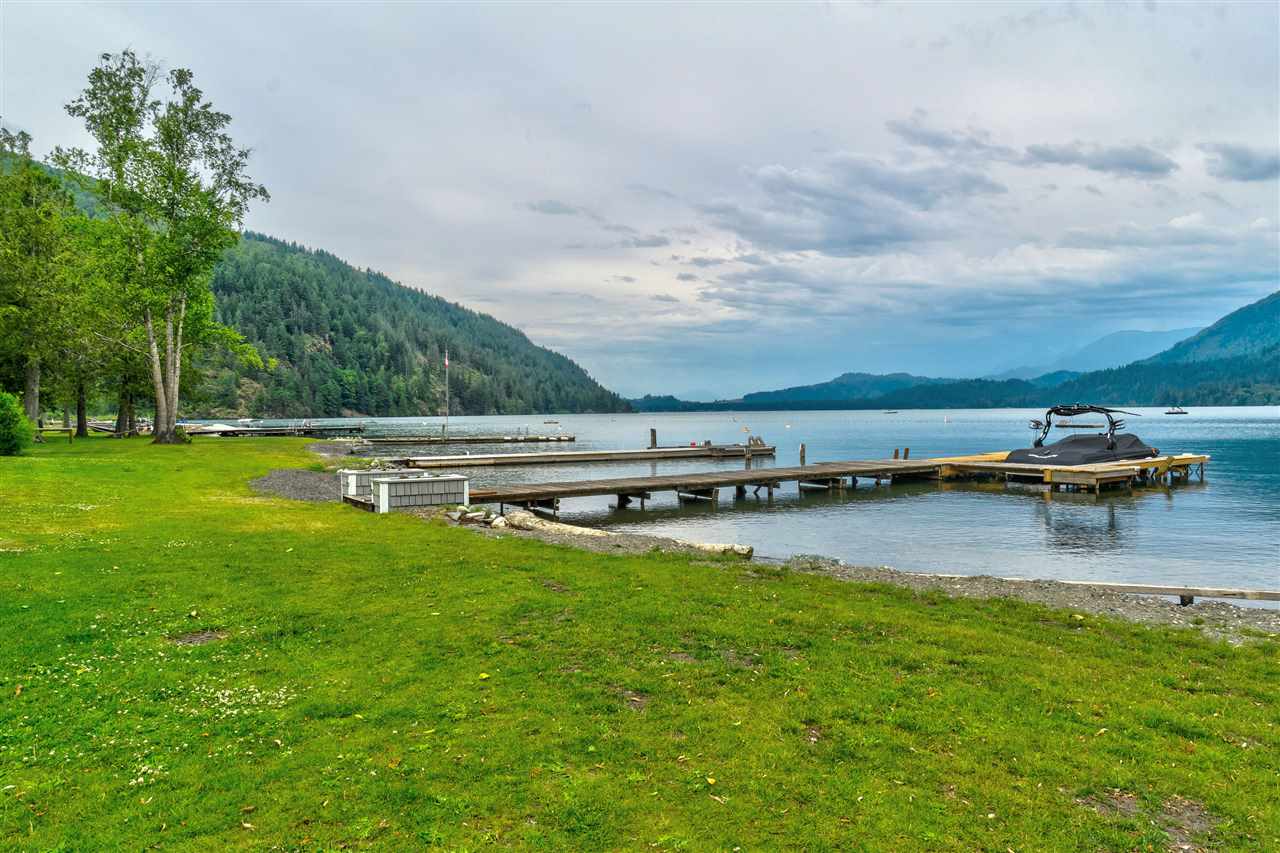 2055 Lindell Avenue, Lindell Beach, BC, V2R 4W8 R2399699 Sarah Toop