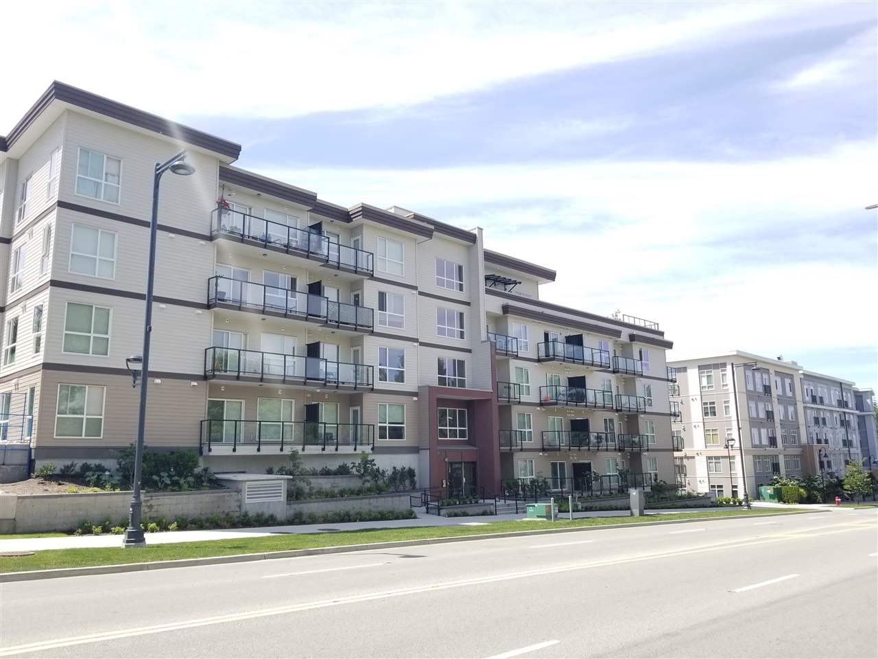 312 13768 108 Avenue, Surrey, BC R2403780 Chris Fujiki 312 13768 108 Avenue, Surrey, BC R2403780 Chris Fujiki