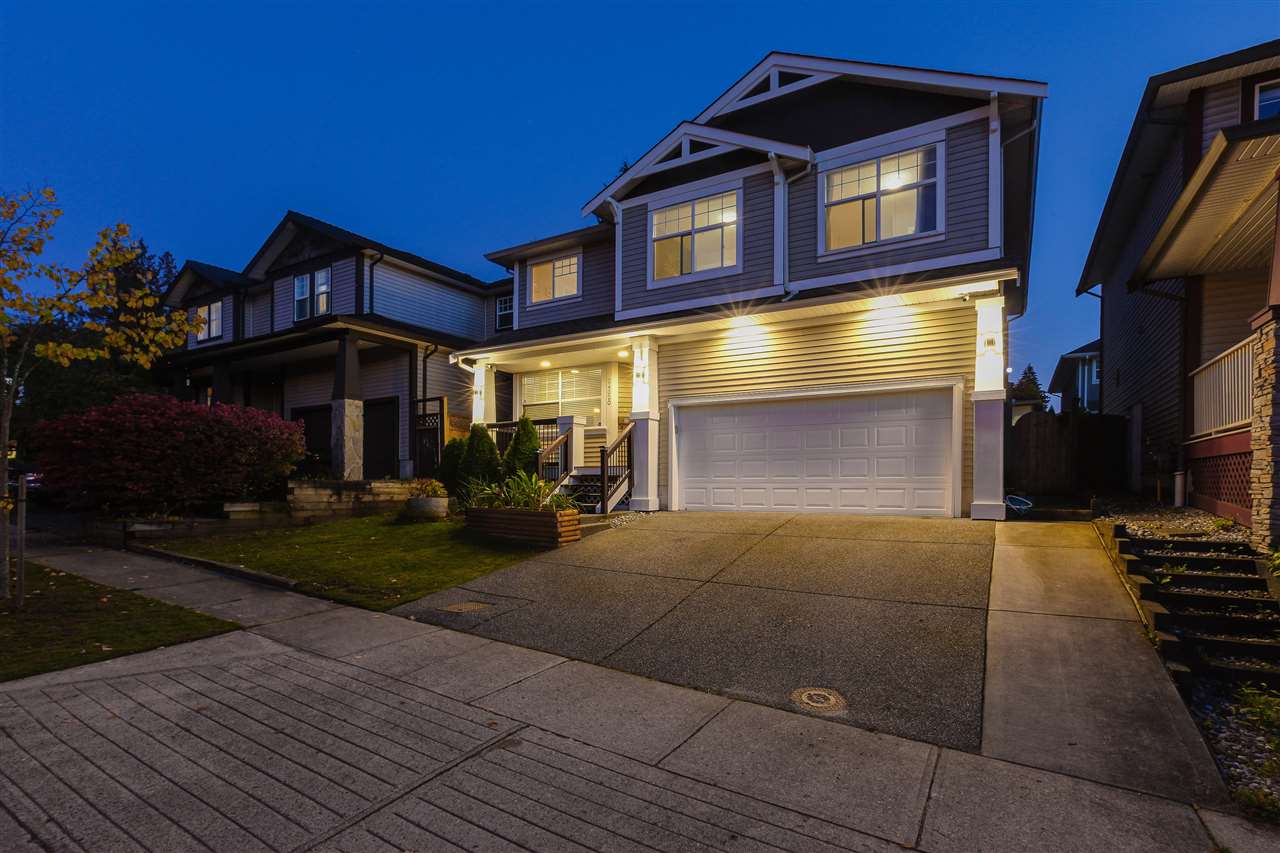 24020 100 Avenue, Maple Ridge, BC, V2W 1Z9 R2404624 ROSTAS + CADEZ