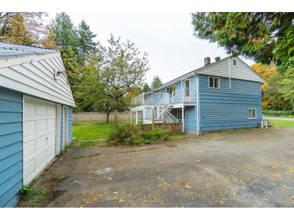 10946 144 Street, Surrey, BC, V3R 3N1 R2405864 Compass Home Team