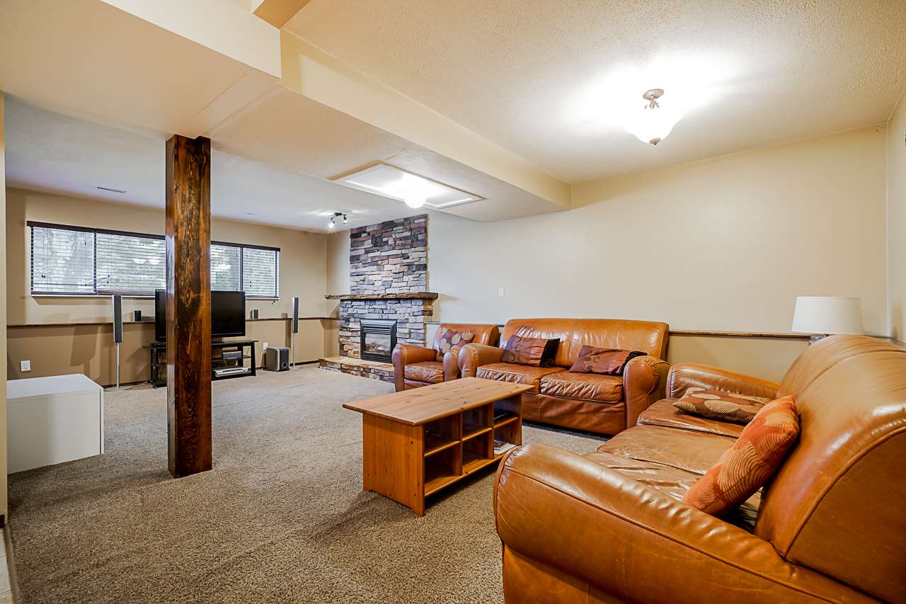 34986 Laburnum Avenue, Abbotsford, BC, V2S 5M7 R2411409 Steve Middleton