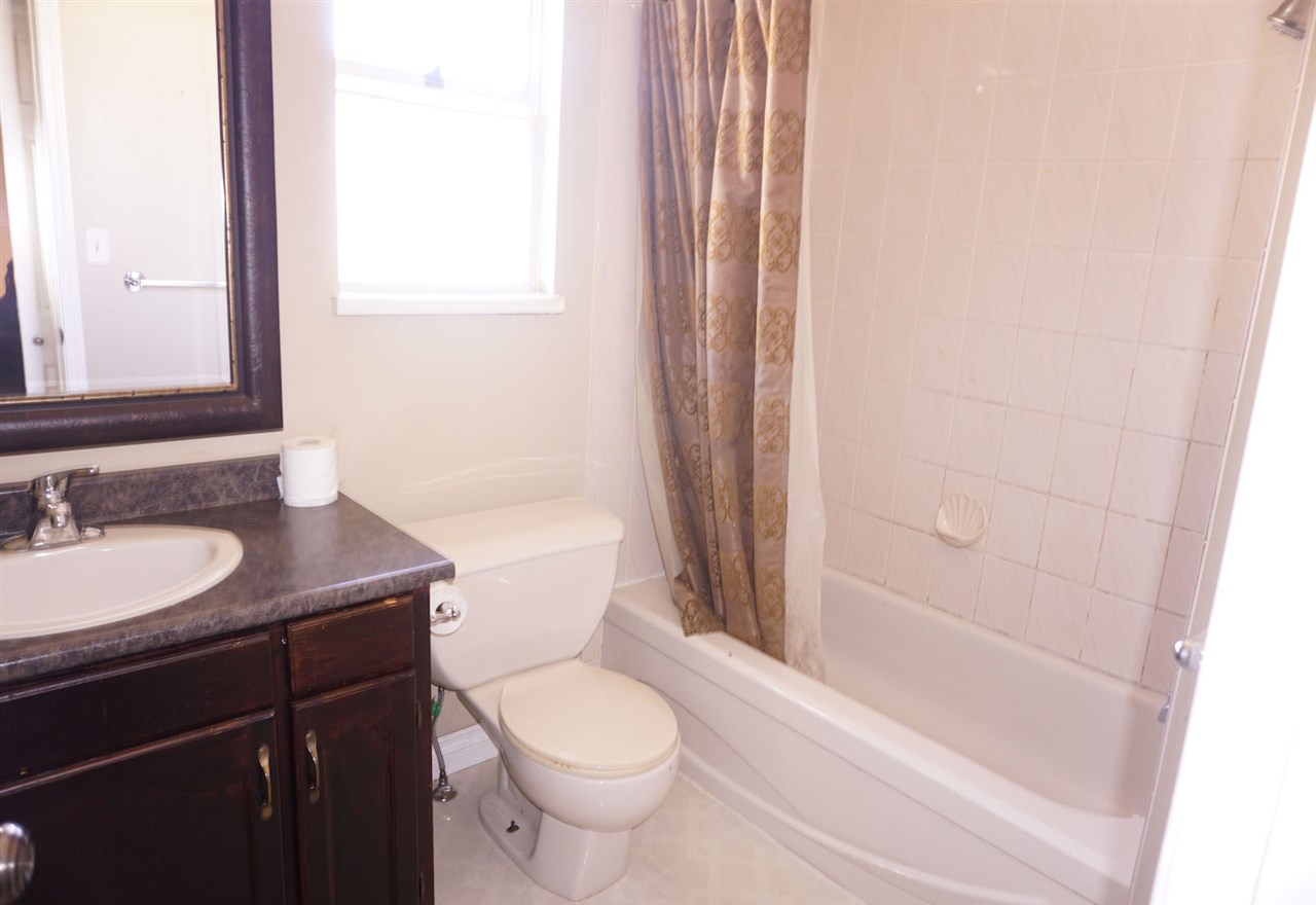 33480 Blueberry Drive, Mission, BC, V2V 6E7 R2412997 Zare & Associates