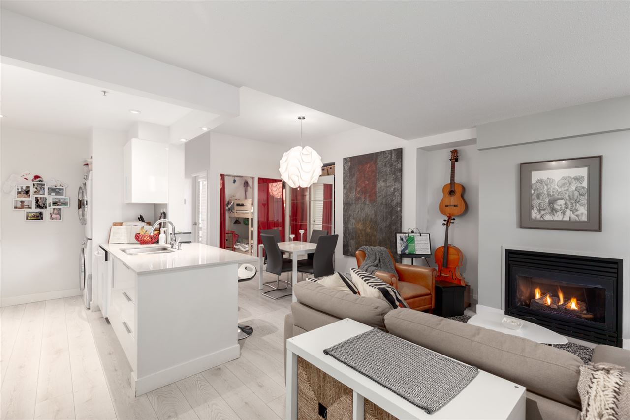 GR3J 1077 Marinaside Crescent, Vancouver, BC, V6Z 2Z5 R2420245 Michelle Comens Vancouver GR3J 1077 Marinaside Crescent, Vancouver, BC, V6Z 2Z5 R2420245 Michelle Comens Vancouver