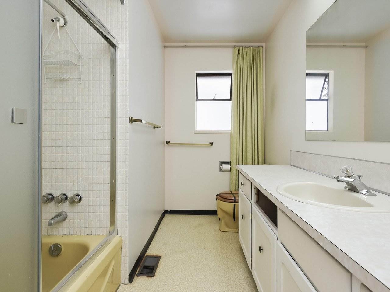 3143 Robinson Road, North Vancouver, BC, V7J 3G1 R2428457 Dawar