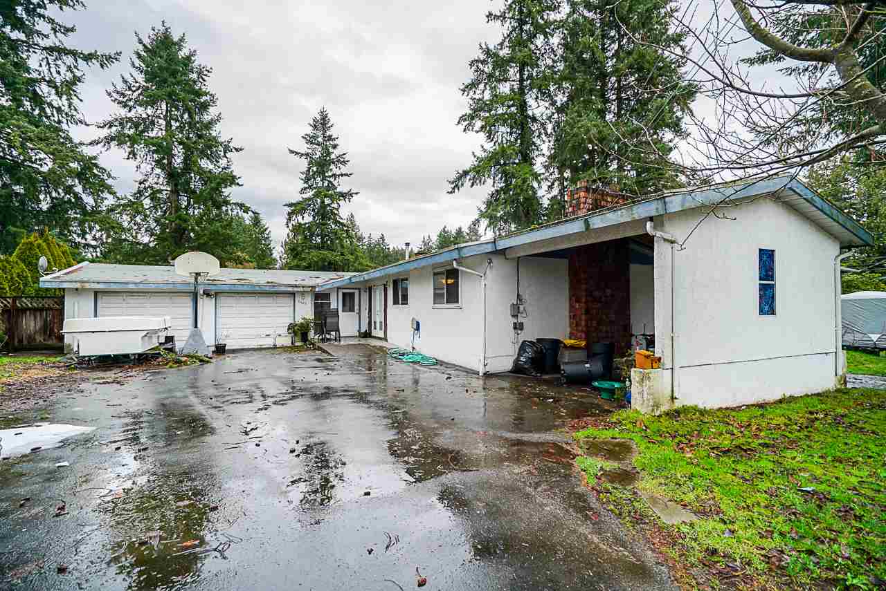 R2429956