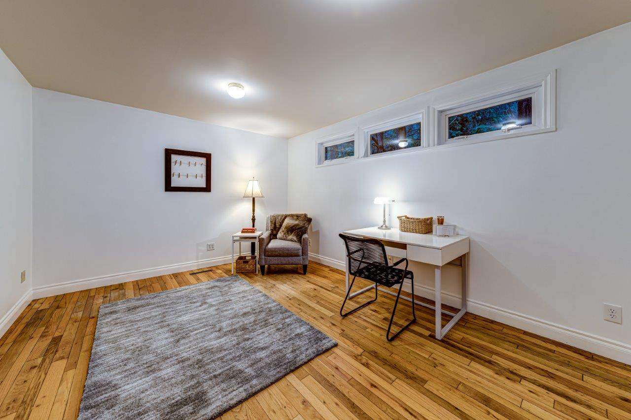 3890 Emerald Drive, North Vancouver, BC, V7R 3B8 R2432542 Max Hasman