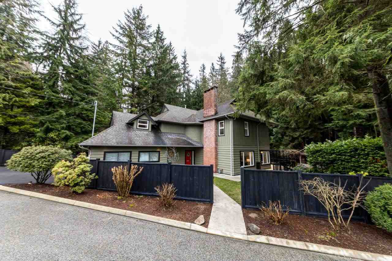 3890 Emerald Drive, North Vancouver, BC, V7R 3B8 R2432542 Max Hasman