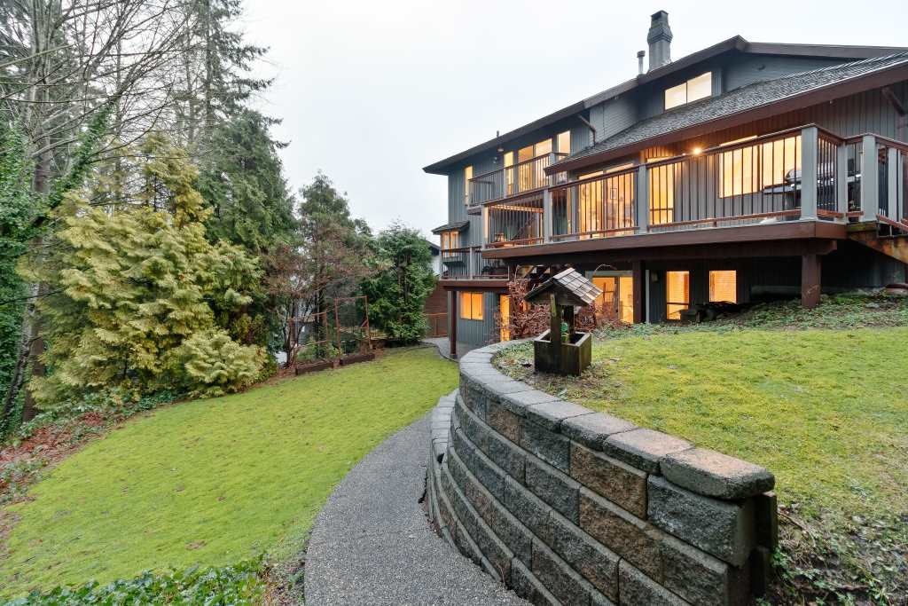 1012 Corona Crescent, Coquitlam, BC, V3J 6Y9 R2433347 Team Haig