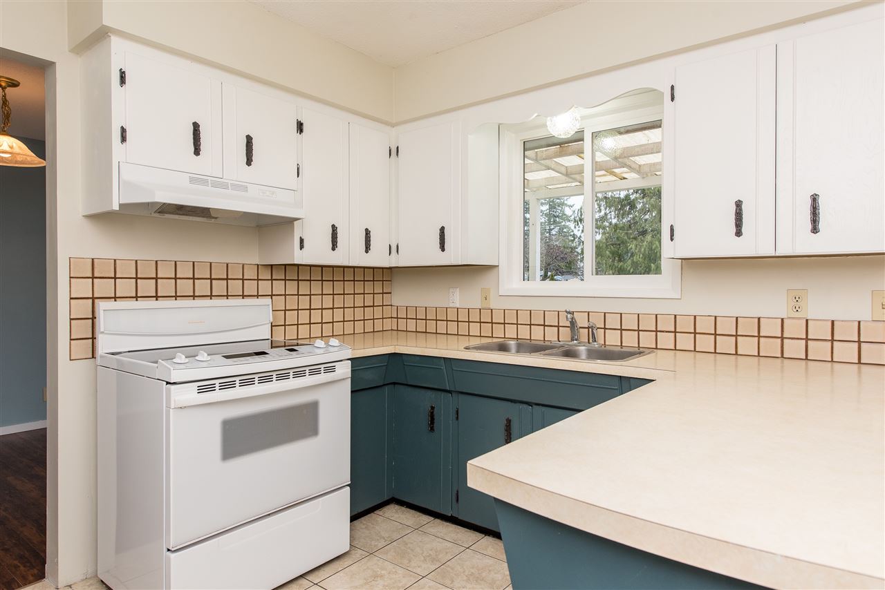 45170 Oliver Crescent, Chilliwack, BC, V2R 2J9 R2432753 Sarah Toop