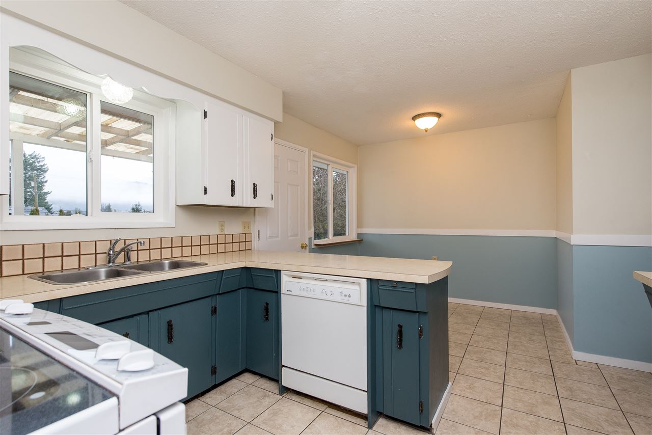 45170 Oliver Crescent, Chilliwack, BC, V2R 2J9 R2432753 Sarah Toop