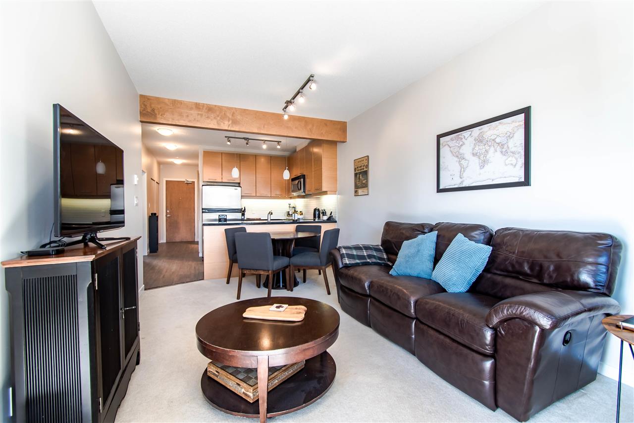 317 530 Raven Woods Drive, North Vancouver, BC, V7G 2T5 R2441083