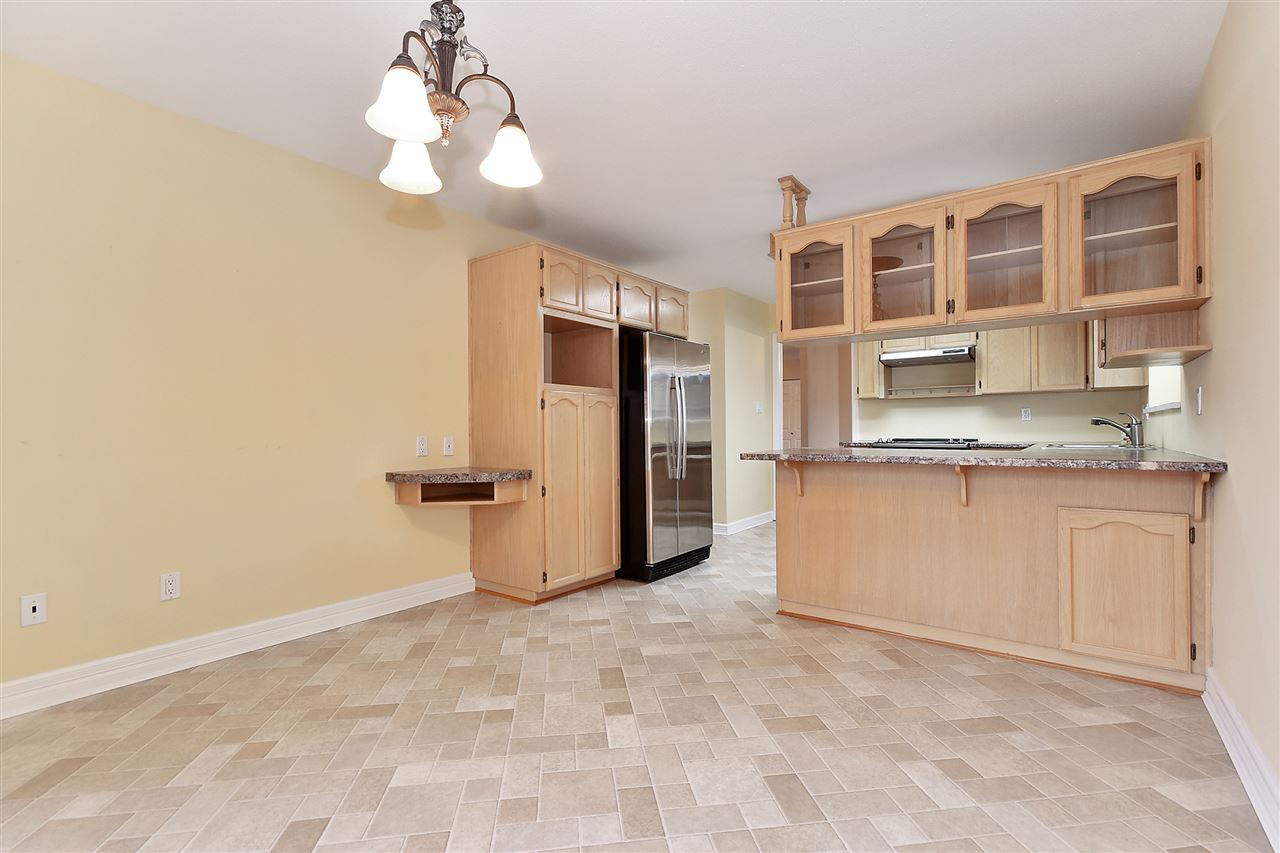 24 3293 Firhill Drive, Abbotsford, BC, V2T 5L4 R2443674 Laura