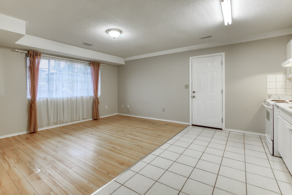 2238 Mary Hill Road, Port Coquitlam, BC, V3C 3A4 R2447800 Neil Raj