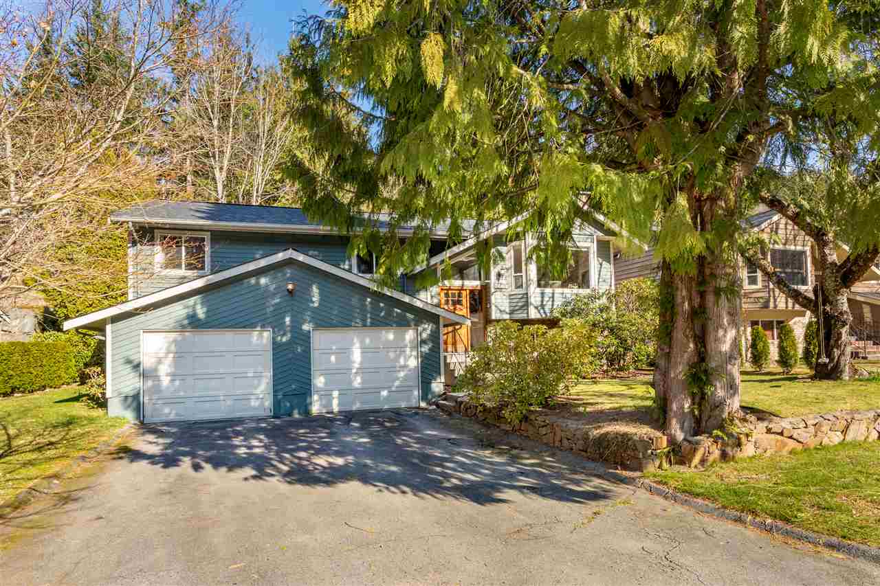 40020 Plateau Drive, Squamish, BC, V8B 0W3 R2448325 Jenna Franze