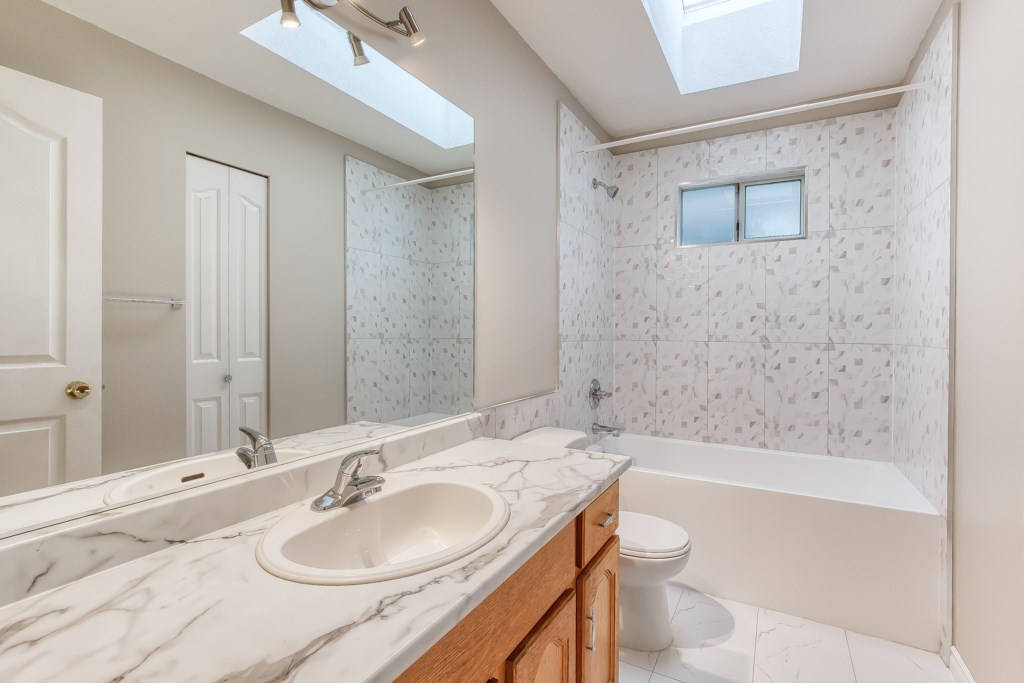 2238 Mary Hill Road, Port Coquitlam, BC, V3C 3A4 R2447800 Neil Raj