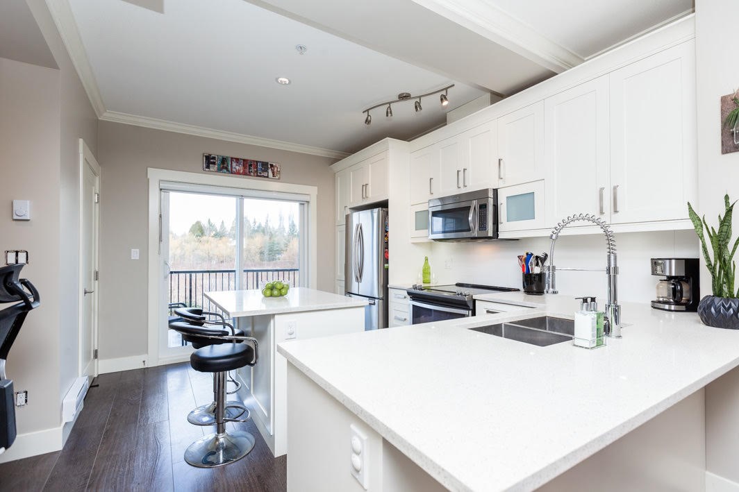 112 10151 240 Street, Maple Ridge, BC R2451637 Eales & Eales Real Estate Professionals 112 10151 240 Street, Maple Ridge, BC R2451637 Eales & Eales Real Estate Professionals