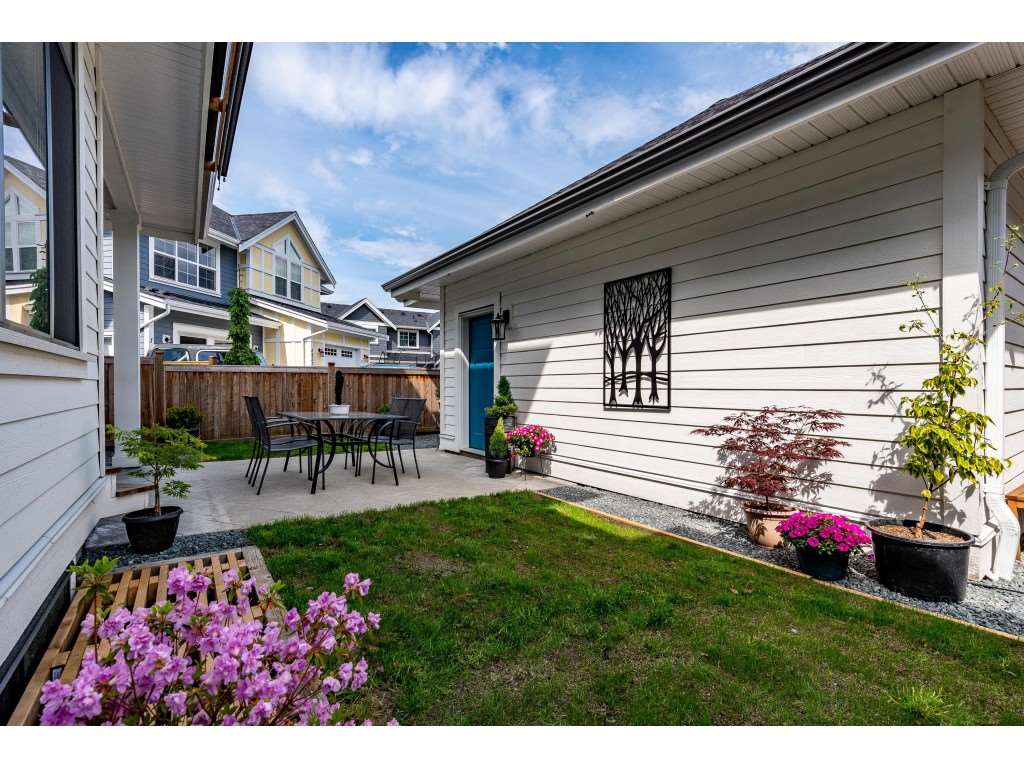 5448 Peach Road, Chilliwack, BC, V2R 0Z6 R2455398 Sabrina vandenBrink PREC Real Estate