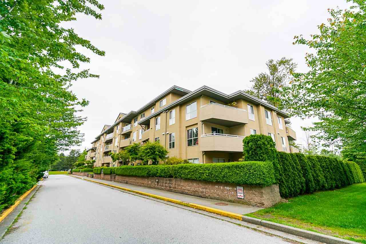 305 13780 76 Avenue, Surrey, BC, V1M 2N8 R2459799 Teresa M. Real