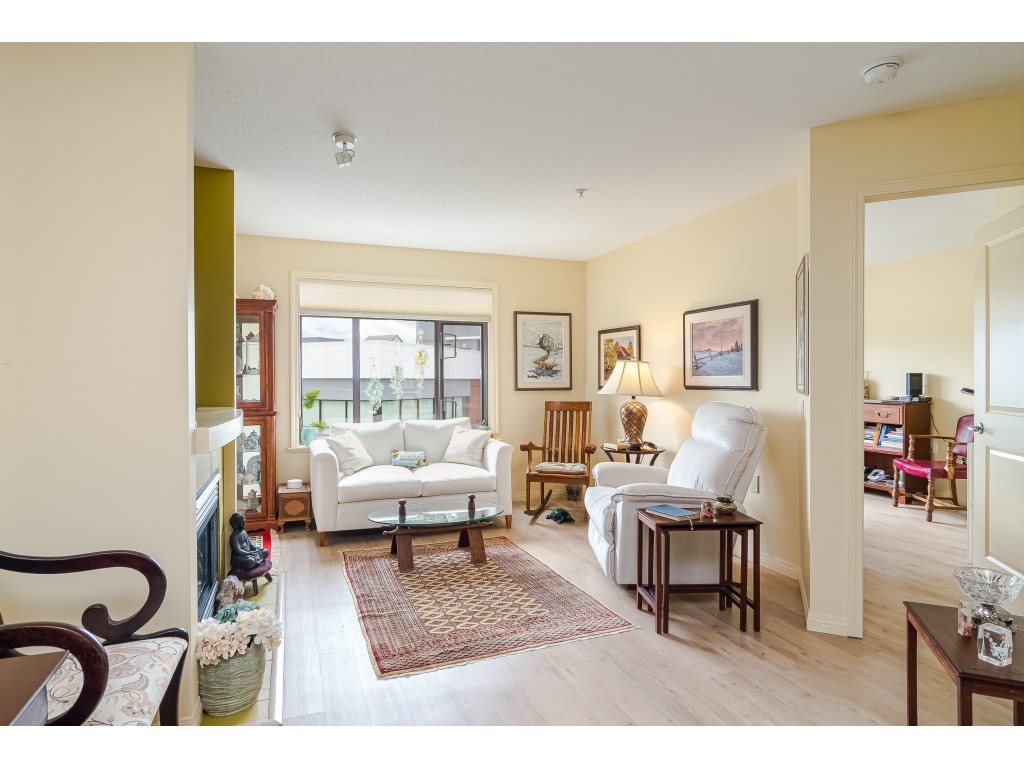 321 8880 202 Street, Langley, BC, V1M 4E7 R2463185 Jennifer