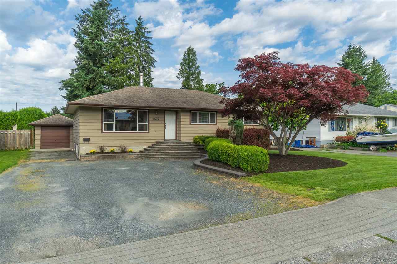9697 Carleton Street, Chilliwack, BC, V2P 6E2 R2462866 Sarah Toop