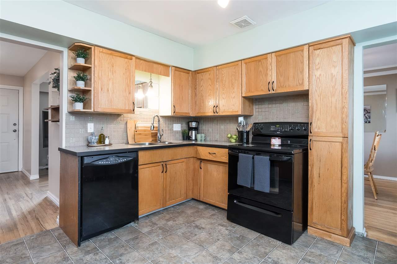 9697 Carleton Street, Chilliwack, BC, V2P 6E2 R2462866 Sarah Toop