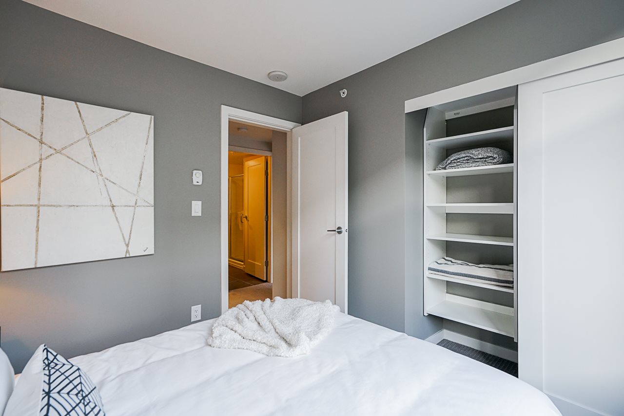 4 1 Renaissance Square, New Westminster, BC, V3M 0B6 R2463835 The New West Guys