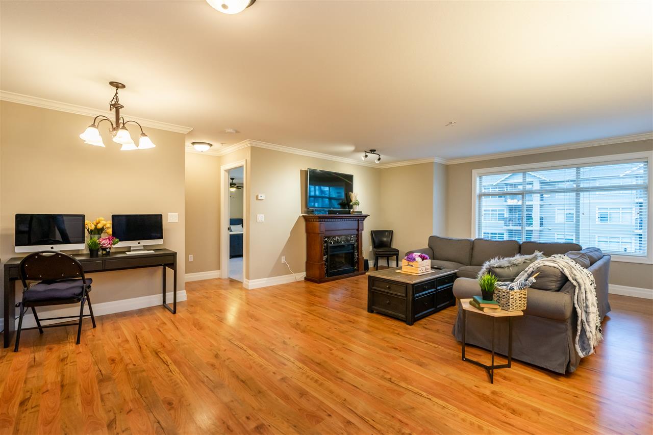 301 45753 Stevenson Road, Chilliwack, BC, V2R 0K8 R2467568 Sarah