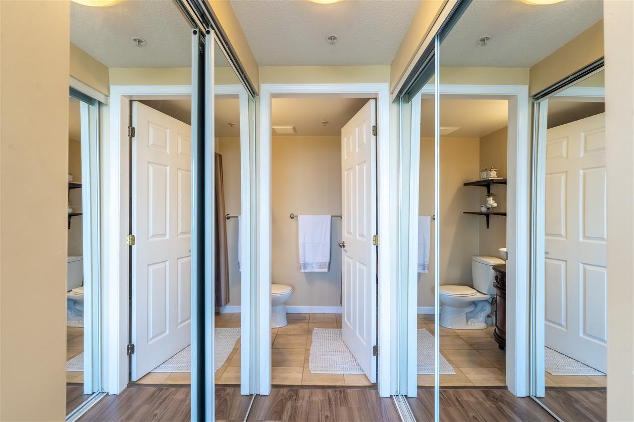 1206 10899 University Drive, Surrey, BC,