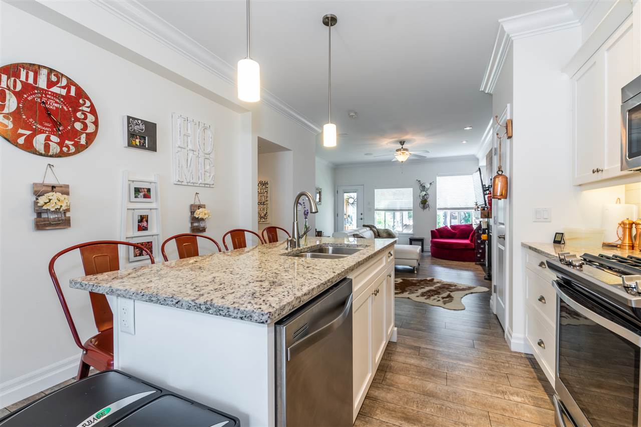 20 44849 Anglers Boulevard, Chilliwack, BC, V2R 0Y4 R2469668 Russ