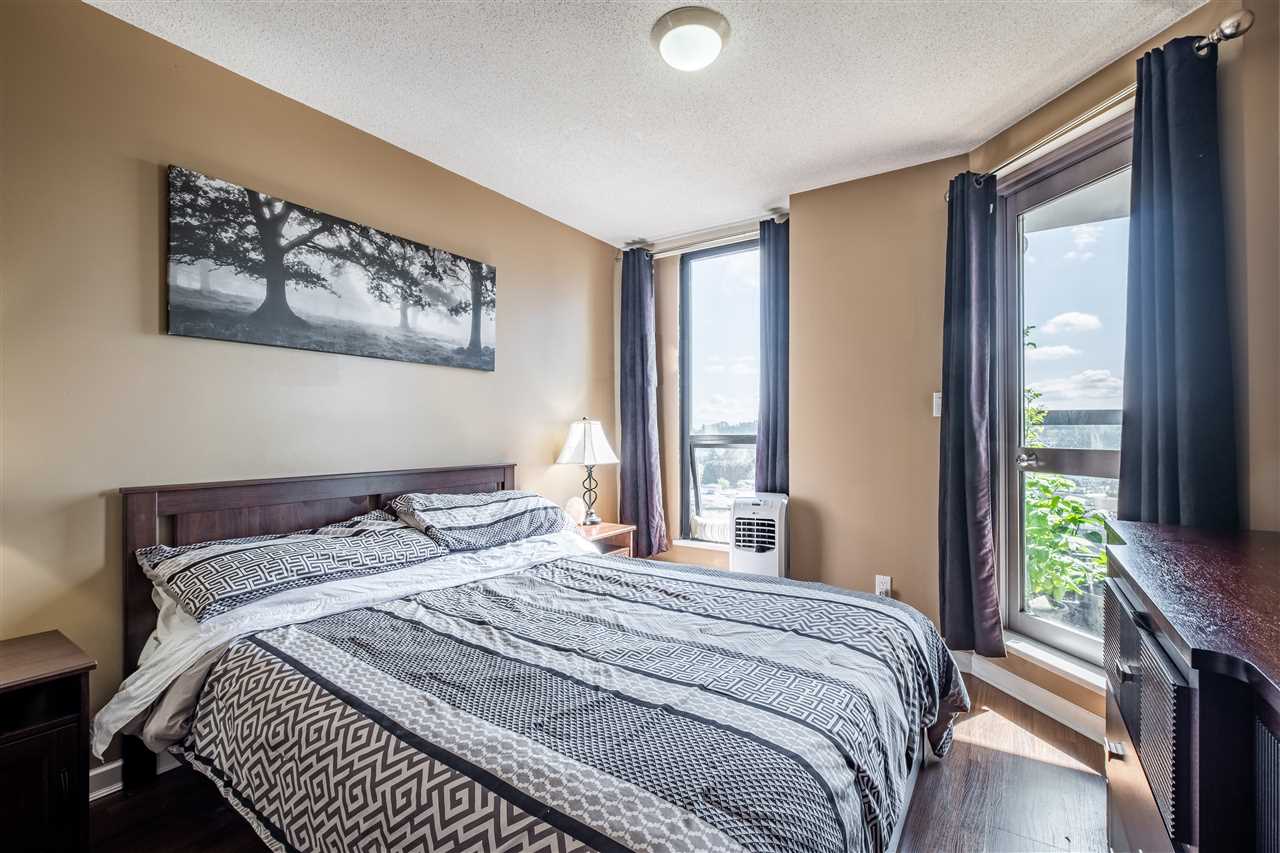 1701 10899 University Drive, Surrey, BC,