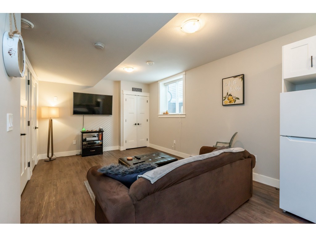 6616 Reid Road, Chilliwack, BC, V2R 2Z8 R2474715 Sabrina