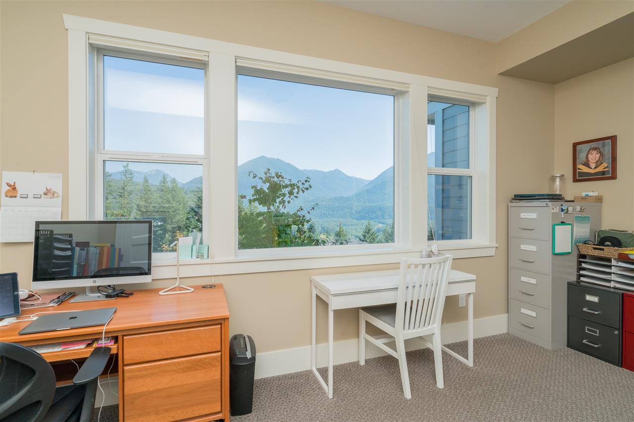 5402 Crimson Ridge, Chilliwack, BC, V2R 0J5 R2480645 Sarah Toop Personal Real Estate Corporation