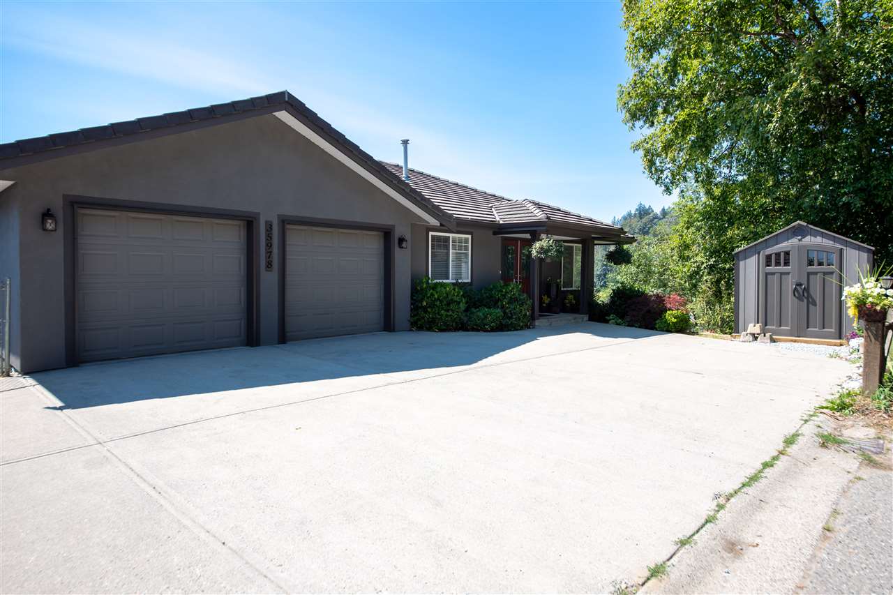 35978 Empress Lane, Abbotsford, BC, V3G 1L2 R2480975 Matt Janzen