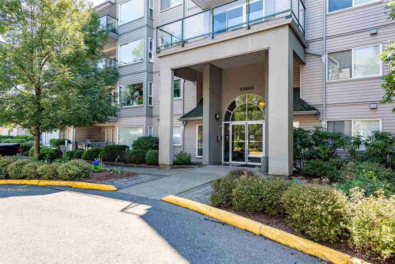  211 33668 King Road, Abbotsford, BC R2482585 Kari Formo
