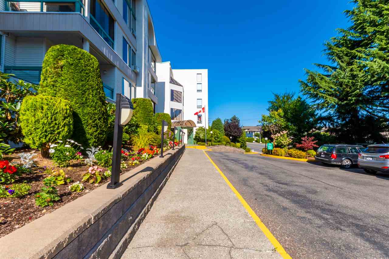 201 33030 Ferguson Way, Abbotsford, BC, V2S 6Y2 R2483681 Adams Real Estate