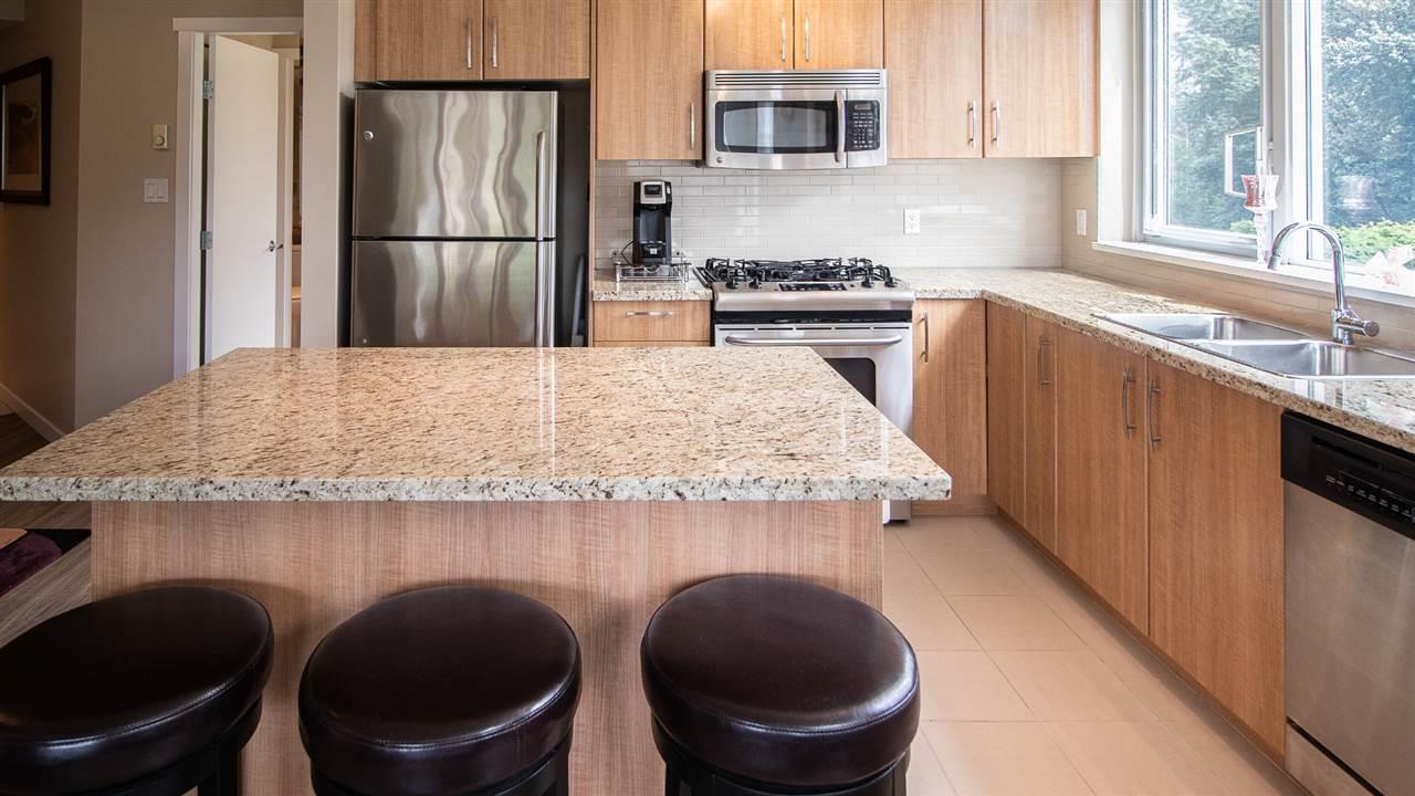 601 651 Nootka Way, Port Moody, BC, V3H 0A1 R2486090 Chris Linden 601 651 Nootka Way, Port Moody, BC, V3H 0A1 R2486090 Chris Linden