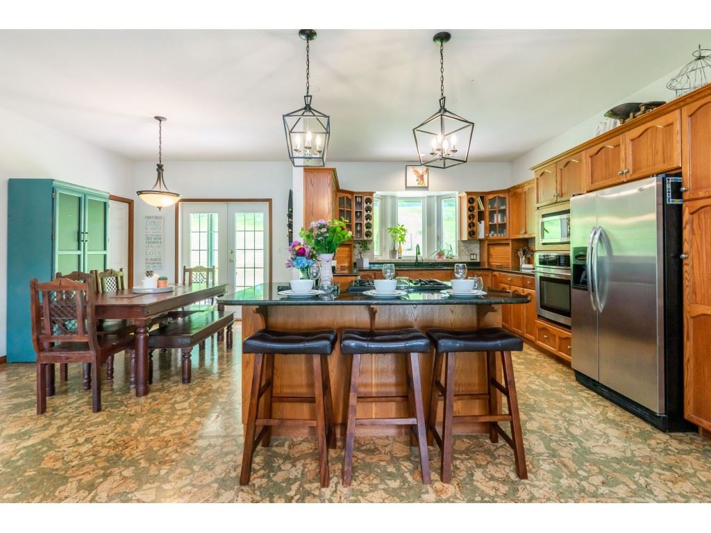 42160 Majuba Hill Road, Yarrow, BC, V2R 5H2 R2486578 Sarah Toop