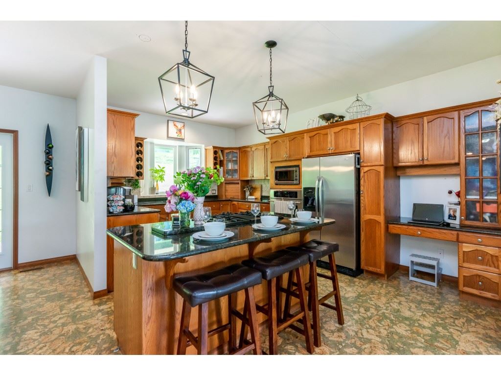 42160 Majuba Hill Road, Yarrow, BC, V2R 5H2 R2486578 Sarah Toop