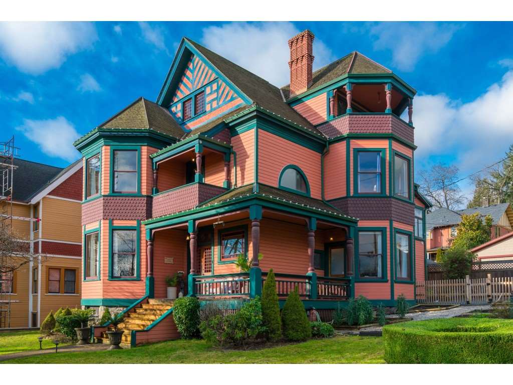 Houses For Sale New Westminster Derrick