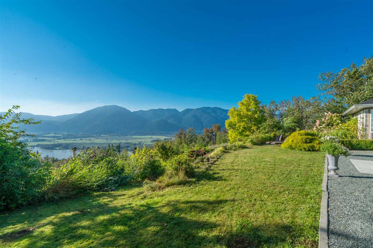 8433 Grand View Drive, Chilliwack, BC, V2R 4A2 R2491154 Sarah Toop