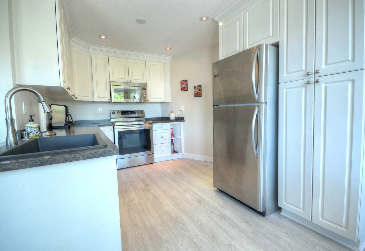 637 Lost Lake Drive, Coquitlam, BC, V3C 5G4 R2491137 Amber Unique