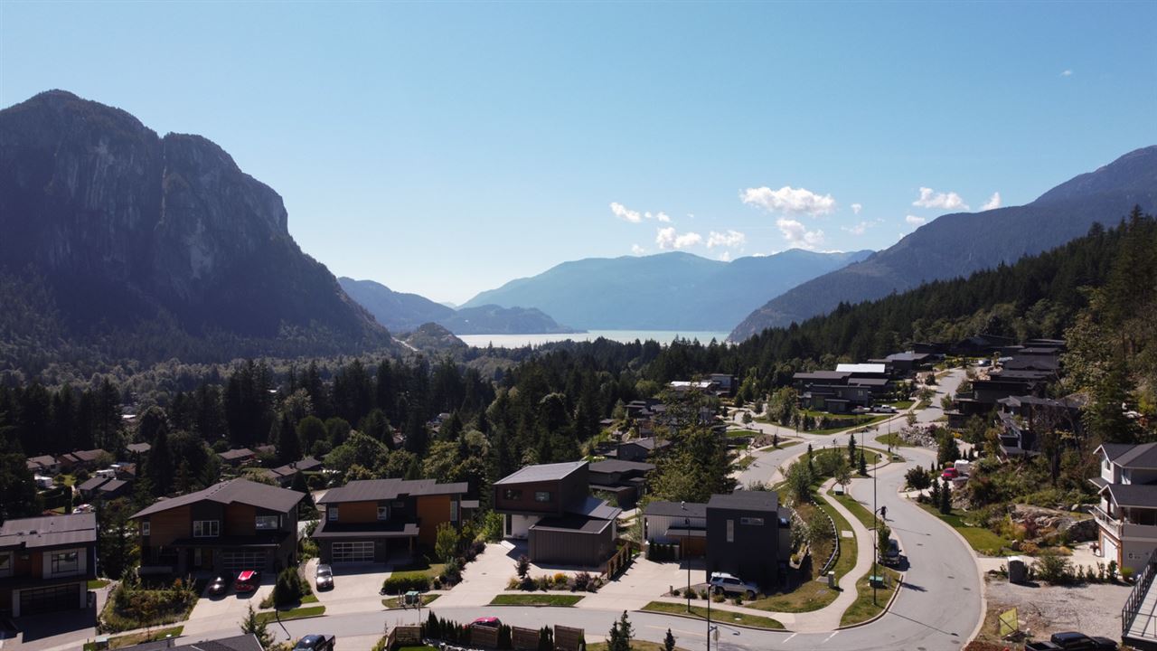 2211 Crumpit Woods Drive, Squamish, BC R2494676 Jenna Franze Real Estate