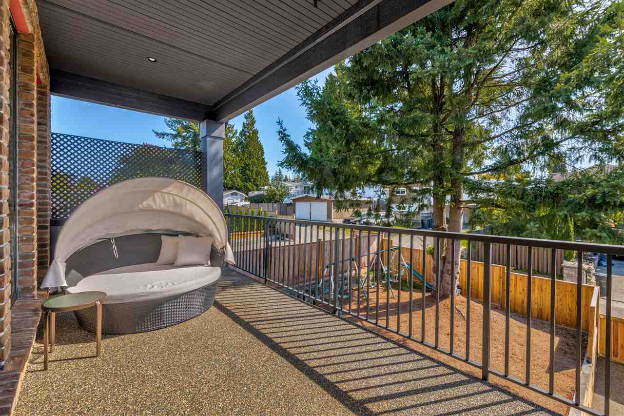 960 Grover Avenue, Coquitlam, BC, V3J 3E6 R2497495 Colin Colpitts