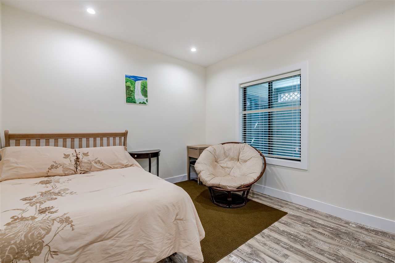 960 Grover Avenue, Coquitlam, BC, V3J 3E6 R2497495 Colin Colpitts