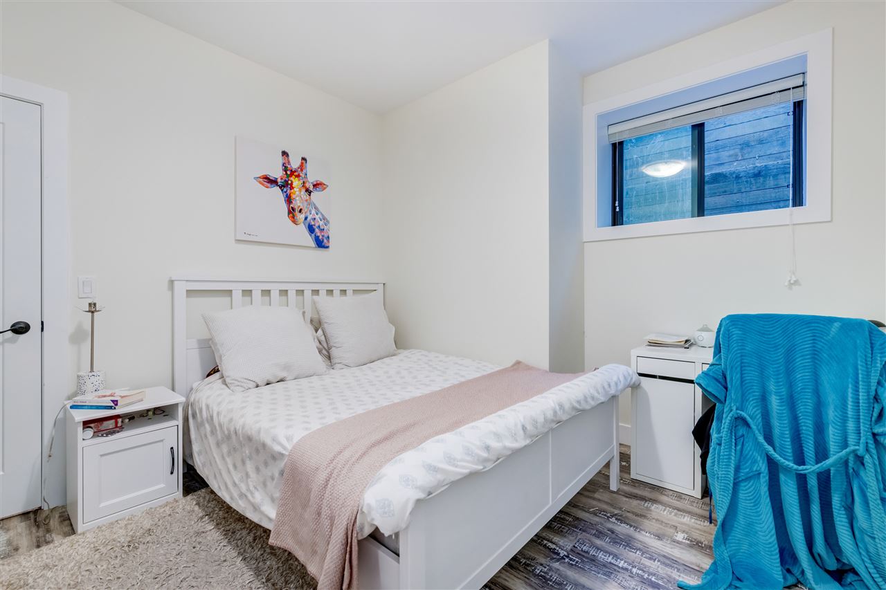 960 Grover Avenue, Coquitlam, BC, V3J 3E6 R2497495 Colin Colpitts