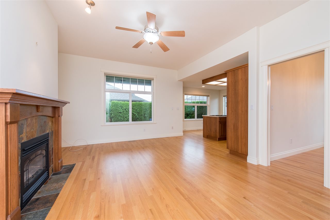 36 45752 Stevenson Road, Chilliwack, BC, V2R 5Y6 R2502335 Sarah