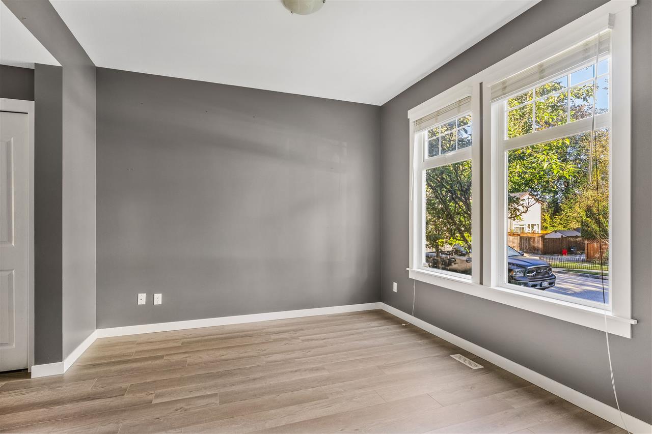 24358 101 Avenue, Maple Ridge, BC, V2W 1W8 R2503581 Amy Brattebo