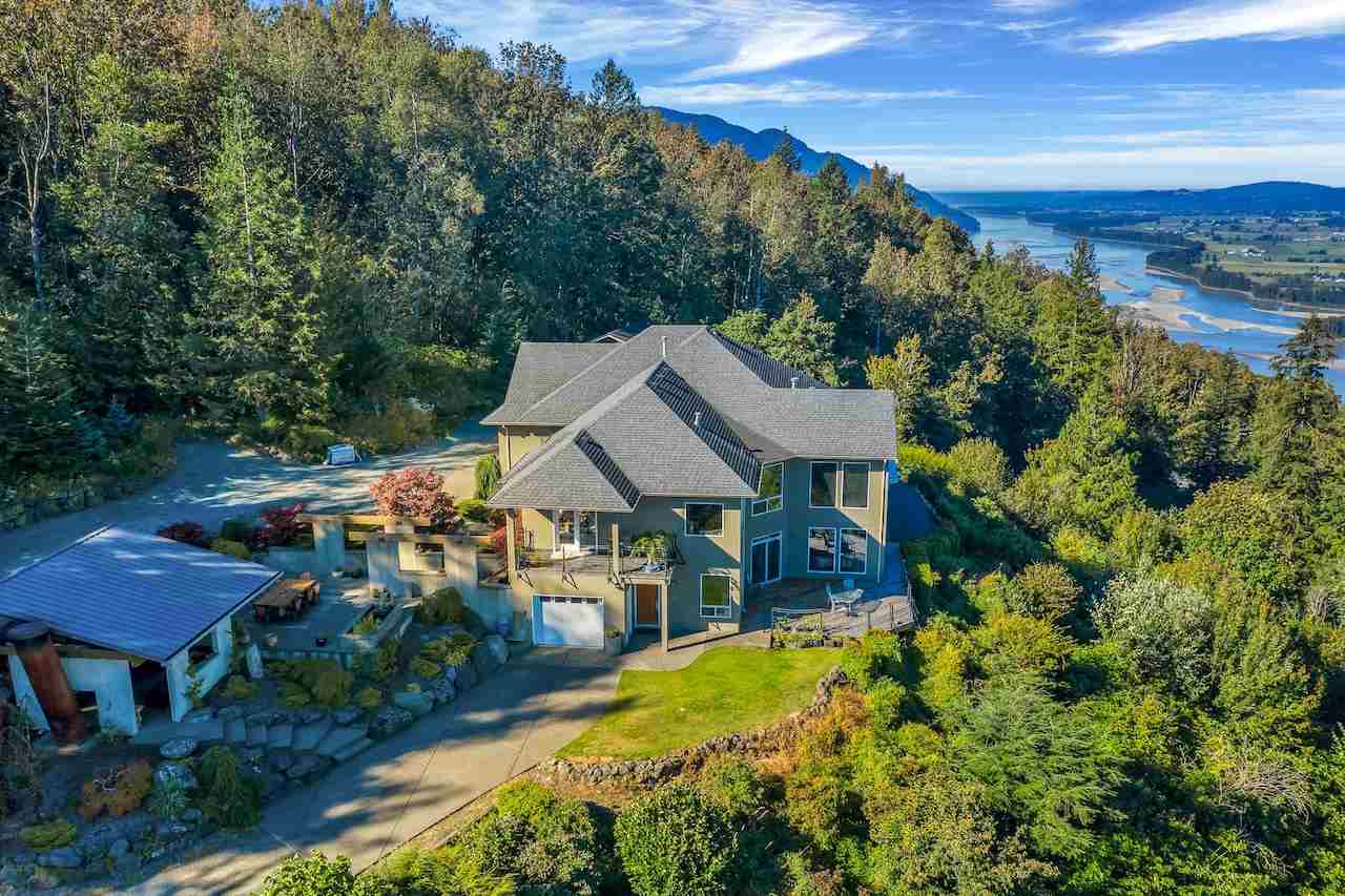 43380 Honeysuckle Drive, Chilliwack, BC R2503671 Sarah Toop