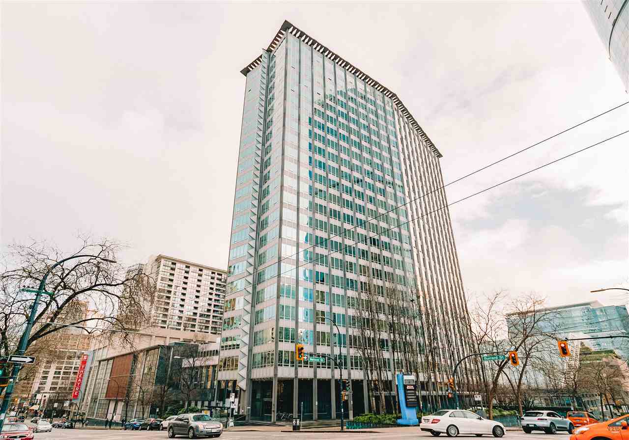 1307 989 Nelson Street, Vancouver, BC R2504218 Saretsky Group